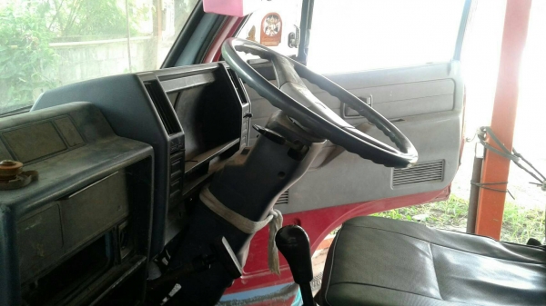 สีล้อ อีซูชุ NKR88ปี38ช่วงสั้น3.20ม สภาพดีเดิมๆสวยไม่มีผุพร้อมใช้งาน เล่มทะเบียนพร้อมโอน สีล้อ อีซูชุ NKR88ปี38ช่วงสั้น3.20ม สภาพดีเดิมๆสวยไม่มีผุพร้อมใช้งาน เล่มทะเบียนพร้อมโอน