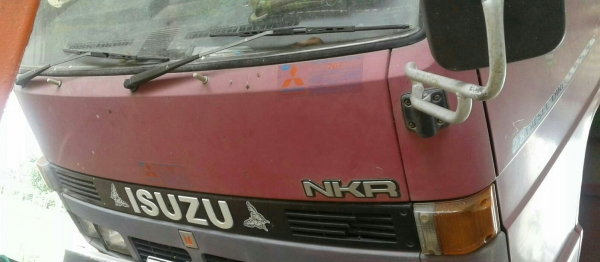 สีล้อ อีซูชุ NKR88ปี38ช่วงสั้น3.20ม สภาพดีเดิมๆสวยไม่มีผุพร้อมใช้งาน เล่มทะเบียนพร้อมโอน สีล้อ อีซูชุ NKR88ปี38ช่วงสั้น3.20ม สภาพดีเดิมๆสวยไม่มีผุพร้อมใช้งาน เล่มทะเบียนพร้อมโอน