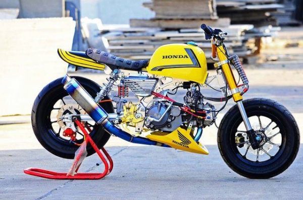 อะไหล่ แต่งรถเพียบ มีโช็คหน้า-หลัง ล้อ เครื่อง ถังน้ำมัน เบาะ และอะไหล่อื่นๆที่แต่งรถทั้งหมด ลดราคา 20-30\%