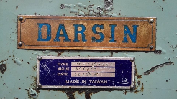 ** SOLD ** กลึงใต้หวัน DARSIN TAIWAN 3 ฟุต 2 เพลาเกียร์บล็อค 300*600 ร้านมอไซด์/งานเล็กๆหลังบ้านเชิญ!!