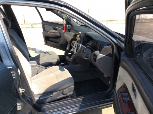 ขายรถ นิสสัน ซันนี่ B14 ปี95 เครื่องหัวฉีด 1.5 เกียร์ออโต้ ติดแก๊สLPG เพาเวอร์ ไฟฟ้าทั้งคัน ภายในสวยเดิมๆแอร์เย็น วิทยุCD ตัวถังเดิมไม่มีชนสีมีริ้วรอยบางชิ้น แม็ก15"ยางดี รถขับดีครับพร้อมใช้ ภาษีไม่ขาด ขายถูกครับ