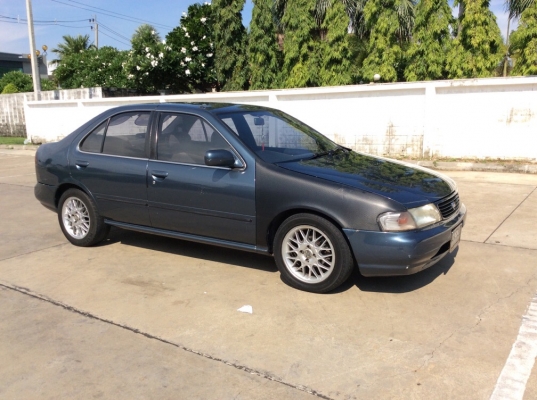 ขายรถ นิสสัน ซันนี่ B14 ปี95 เครื่องหัวฉีด 1.5 เกียร์ออโต้ ติดแก๊สLPG เพาเวอร์ ไฟฟ้าทั้งคัน ภายในสวยเดิมๆแอร์เย็น วิทยุCD ตัวถังเดิมไม่มีชนสีมีริ้วรอยบางชิ้น แม็ก15"ยางดี รถขับดีครับพร้อมใช้ ภาษีไม่ขาด ขายถูกครับ