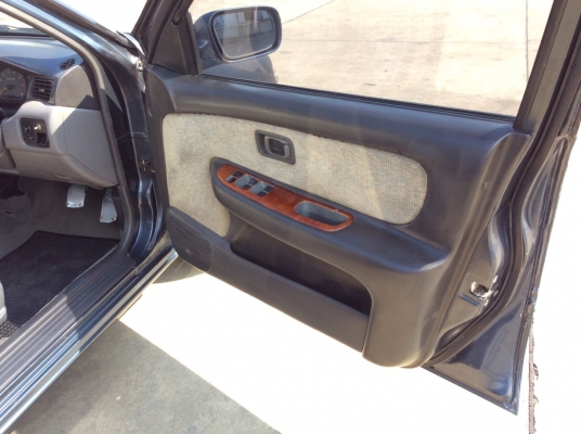 ขายรถ นิสสัน ซันนี่ B14 ปี95 เครื่องหัวฉีด 1.5 เกียร์ออโต้ ติดแก๊สLPG เพาเวอร์ ไฟฟ้าทั้งคัน ภายในสวยเดิมๆแอร์เย็น วิทยุCD ตัวถังเดิมไม่มีชนสีมีริ้วรอยบางชิ้น แม็ก15"ยางดี รถขับดีครับพร้อมใช้ ภาษีไม่ขาด ขายถูกครับ