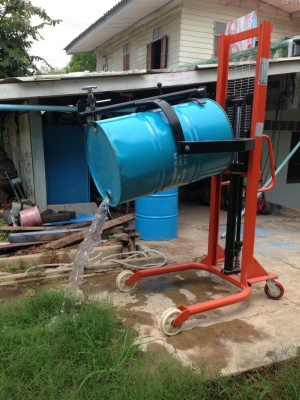 เครื่องยกถัง เทถังได้ ของใหม่ 0833554933