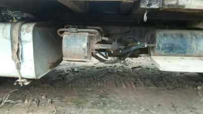 ISUZU  1 เพลา 175,000 บาท เครื่อง 6BB1-145 แรง หัวบาง ยางดี คัสชีพอใช้ เล่มทะเบียน  รถอยู่ จ.ร้อยเอ็ด  090-772-3710 090-772-3708