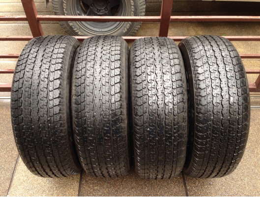 ยาง Bridgestone 245 65 17 ปี15 ดอกเยอะ ราคาไม่แพง