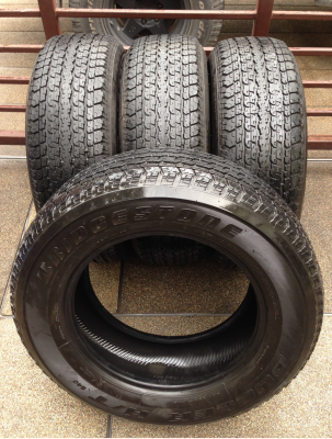 ยาง Bridgestone 245 65 17 ปี15 ดอกเยอะ ราคาไม่แพง