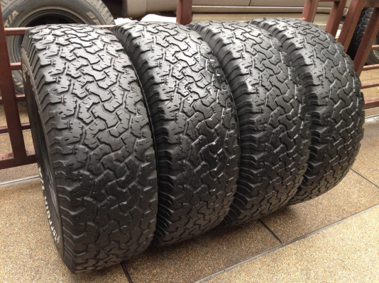 ยาง All BF Goodrich 265 75 16 กลางปี12 ราคาไม่แพง