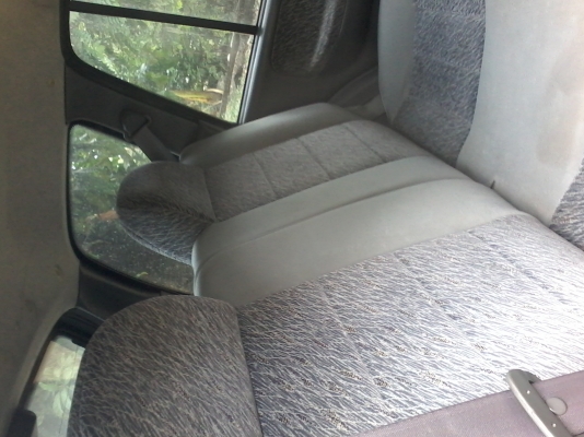 ขายด่วนครับเจอเป้าหมายใหม่ครับ เล่มทเบียนพร้อมโอนครับ รถไม่มีฝุ 4*4ใช้งานปกติ อยากเปลี่ยนเป็นกระบะตอนเดียวจะอามาค้าขายครับ