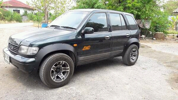 ขายด่วนครับเจอเป้าหมายใหม่ครับ เล่มทเบียนพร้อมโอนครับ รถไม่มีฝุ 4*4ใช้งานปกติ อยากเปลี่ยนเป็นกระบะตอนเดียวจะอามาค้าขายครับ