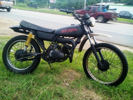 ขาย Dt 100 รถติดขี่ใด้ รถอยู่โคราชครับราคา Cdi แล้วครับ