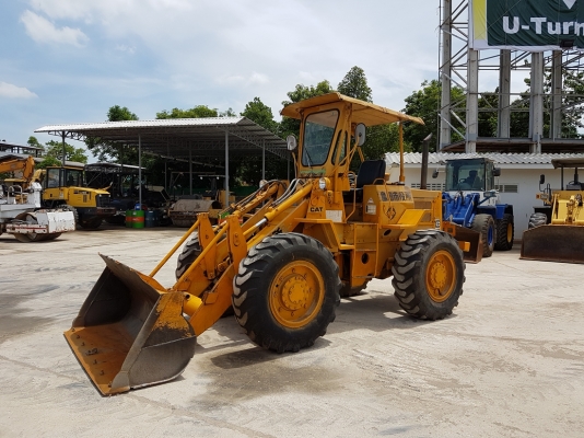 ขายรถตักล้อยาง CATERPILLAR 910 เครื่อง CAT3204 4สูบ สภาพสวย ราคาถูกสุดๆ