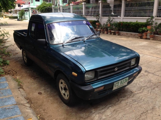 mazda1400 หัวโหนก ปี94