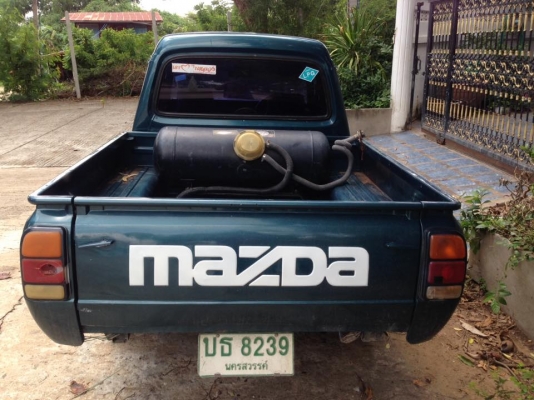mazda1400 หัวโหนก ปี94