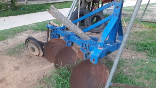 ขายตามสภาพ ฟอร์ด 6610 มีผาลดันหน้า ผาล3 เอกสารใบอินวอย ราคาต่อรองได้