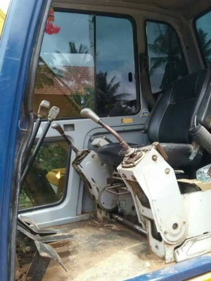 รถแบคโฮ รถแบคโฮ