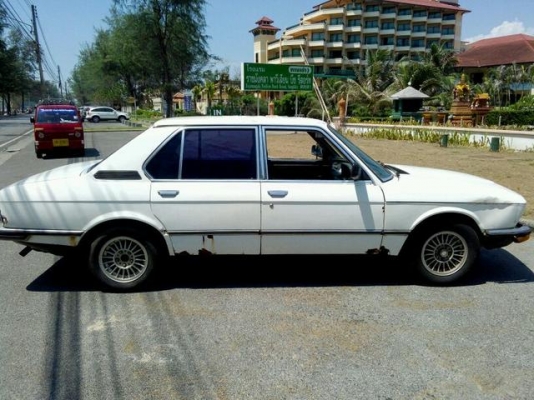 ขาย BMW 525 E21