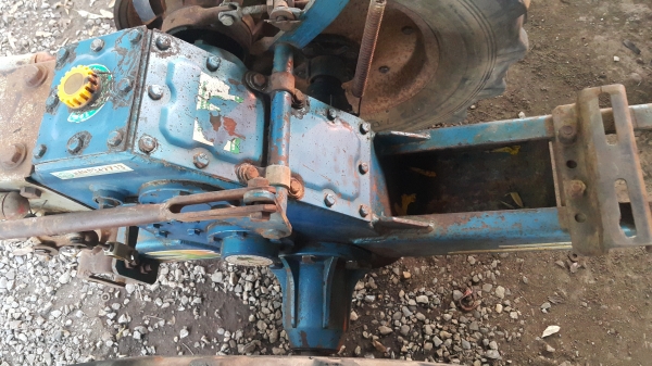 รถไถนาเดินตาม