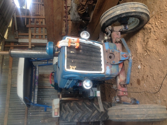 ขายรถไถฟอร์ด Ford 6610 เสื้อลายปั้มเหลี่ยม เกียร์ ชุดท้ายD 6600 เฉพาะตัวรถ จ่ายก่อน 210,000 รับรถไปใช้ก่อนได้เลยครับ