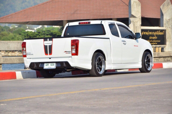 Cosmis ขอบ18   6รู139 พร้อมยางใหม่ๆ