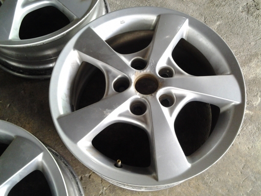 แม็กขอบ16 5รู114 แม็กขอบ16 5รู114