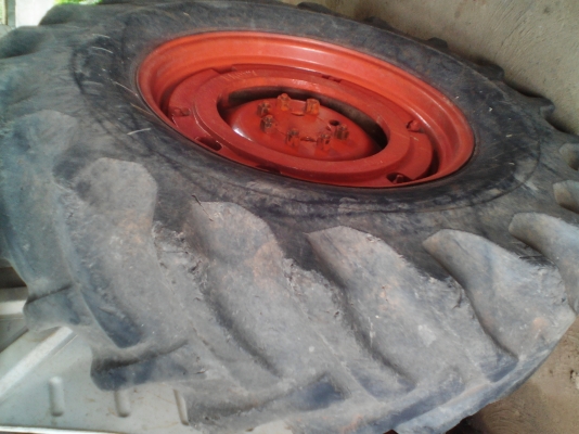 รถไถไหญ่