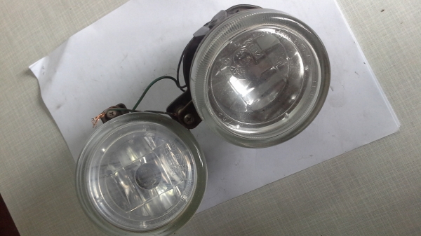 ไฟสปอตไรห์อีชูชุดีแมกช์ถอดพร้อมหลอดยกชุดคับ