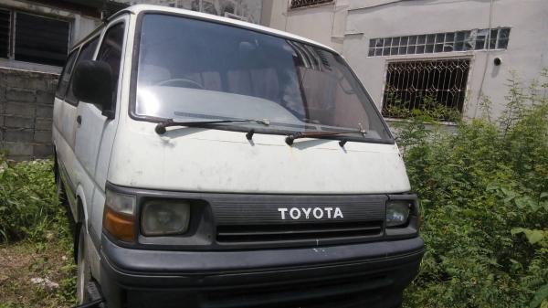 ขายรถตู้