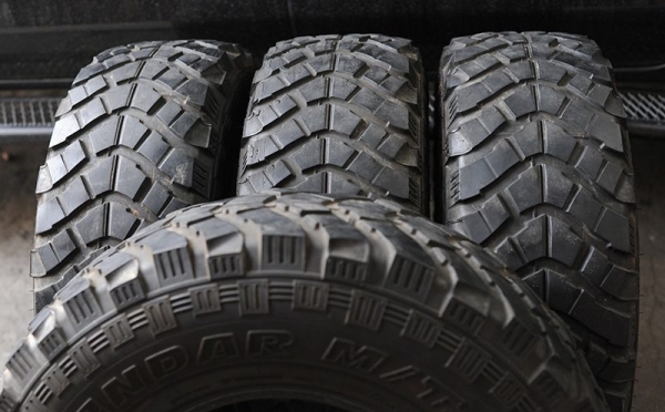 ยาง Yokohama MT 285 75 16 ยกชุด 3,800.-