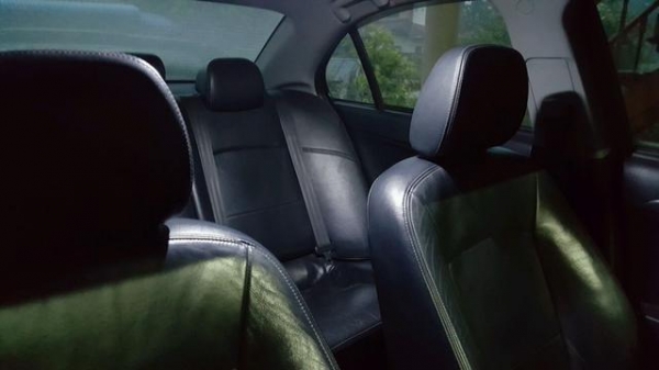 หลอดไฟเพดานแบบ LED ครับ พร้อมส่ง EMS คู่ละ 350 หลอดไฟเพดานแบบ LED ครับ พร้อมส่ง EMS คู่ละ 350