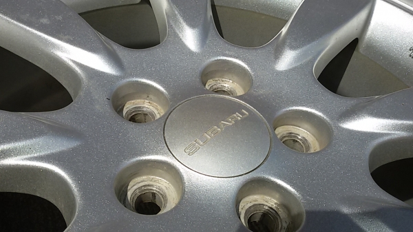 แม็กเดิม Subaru Forester Made In Japan ขอบ 16-5-100 กว้าง 6.5 นิ้ว et48 สภาพสวยพร้อมใส่ ไม่คดไม่ดุ้ง ไม่มีซ่อม ใส่ 5 รู100 ได้ทุกรุ่น Corona Celica Altis Prius Volk บางรุ่น etc. ราคา 4 วง 5,500 บาท