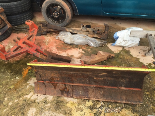 Kubota B2420 เฉพาะชุดผานดันดินพร้อมคานร่างครบชุดครับ Kubota B2420 เฉพาะชุดผานดันดินพร้อมคานร่างครบชุดครับ