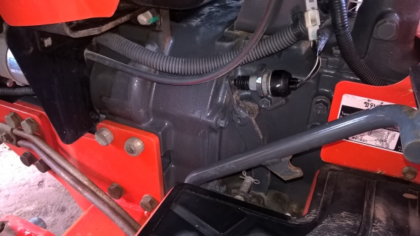 ขายรถไถ 36 แรงม้า พร้อมใบดันหน้า