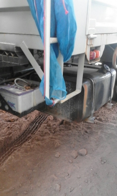 ขายด่วน6ล้อดั้ม นิสสันUD รถห้างแท้กระบะต่อใหม่รถสวยพร้อมใช้