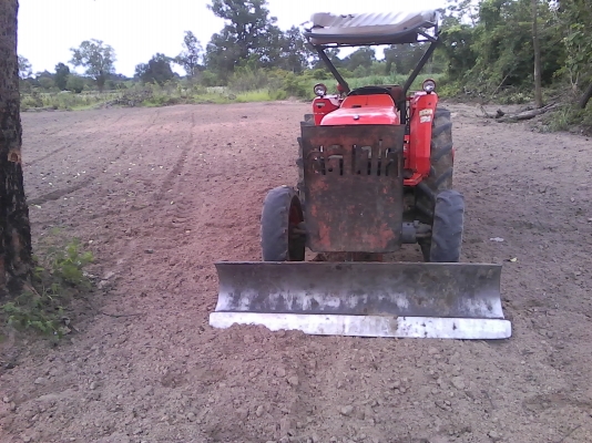 ขายรถไถ L4508 รถใหม่ใช้มือเดียวเล่มทะเบียนพร้อมอุปกรณ์3อย่าง