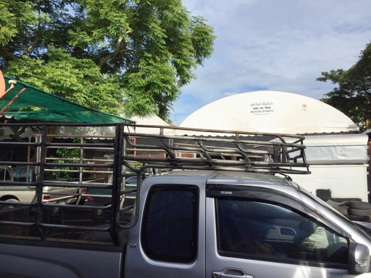 หลังคาเหล็ก คอกเหล็ก