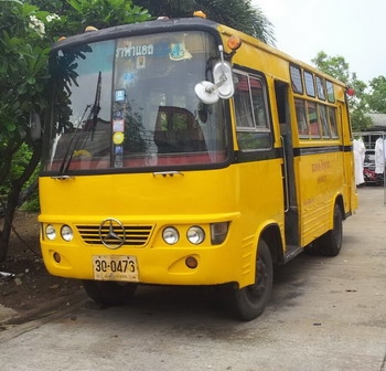 ขายรถรับ-ส่ง นักเรียน