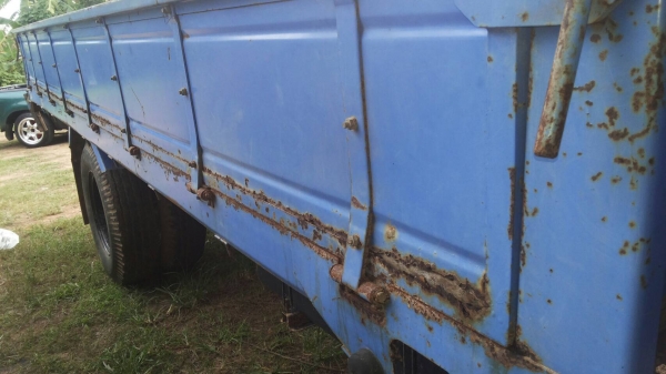 รถอีซูซู 6 ล้อ ( ไม่ดั้ม )  NPR 130 แรงม้า. ปี 47. , ( รถวิ่ง 37,xxx กม. )    สนใจติดต่อ  081 - 6079515