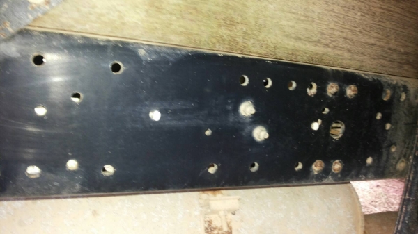 รถอีซูซู 6 ล้อ ( ไม่ดั้ม )  NPR 130 แรงม้า. ปี 47. , ( รถวิ่ง 37,xxx กม. )    สนใจติดต่อ  081 - 6079515