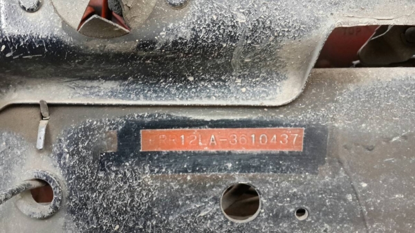 รอ๊คกี้ 175 แรง   ยาว 6 เมตร แอร์  เพาเวอร์ รถพร้อมใช้  ราคา  450,000  บาท