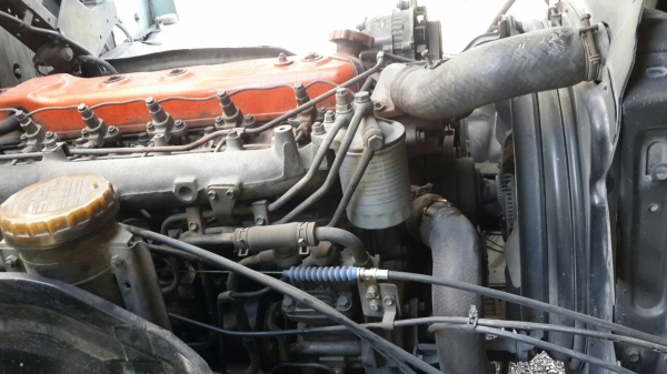 รอ๊คกี้ 175 แรง   ยาว 6 เมตร แอร์  เพาเวอร์ รถพร้อมใช้  ราคา  450,000  บาท