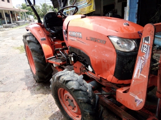 ขายรถไถคูโบต้า 36 แรง พร้อมดันหน้า  พานหก เล่มพร้อม ต่อรองได้ขายได้ขายเลยครับ