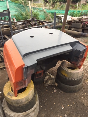 ขายเวทถ่วงท้ายรถยก TOYOTA  3.5 ตัน 8FD35J รุ่นล่าสุด