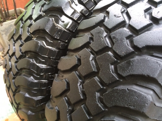 ยาง bf mud 265/75/16 สวยๆ