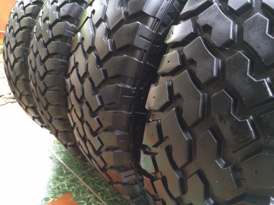 ยาง roadstone mud 265/75/16 ปี 11