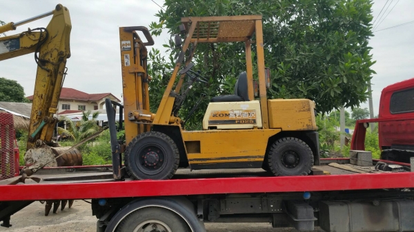 ขายด่วนรถยกKOMATSU FD25-8ดีเซลยก2.5ตันเสาสูง3เมตรยางตันใหม่4เส้นรถนอกนำเข้ายังไม่เคยใช้งานในเมืองไทยเลย ขายด่วนรถยกKOMATSU FD25-8ดีเซลยก2.5ตันเสาสูง3เมตรยางตันใหม่4เส้นรถนอกนำเข้ายังไม่เคยใช้งานในเมืองไทยเลย