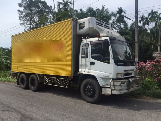 รถอีซูซุ 10  ล้อ ตู้เย็น FVM  230 แรงม้า. ปี 50.    สนใจติดต่อ   081 - 6079515