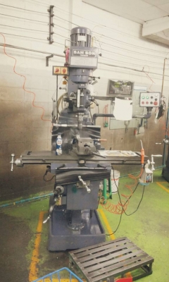 เครื่องมิลลิ่งมือสองไทยครับ สภาพใหม่ๆครับ ขายถูกมาก พร้อมใช้