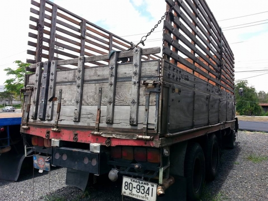 ขายรถ10ล้อ เพลาเดียว FL17 เครื่อง185แรง HO7D พ.เพาเวอร์ เบรกจิฟฟี่ สภาพพร้อมใช้งาน เอกสารถูกต้อง เล่มทะเบียนพร้อมโอน ราคา520,000 สนใจโทร 090-8588220คุณนะ 093-3258446คุณบิว หรือเข้าดูสินค้าอื่นๆได้ที่ www.narong2truck.com หรือ www.truck.in.th/498 หรือเพจFa