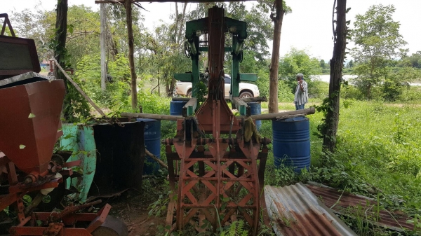 ขาย คีบอ้อย KK ตามสภาพมีปะดามบ้าง อุปกรณ์มีให้ครบ